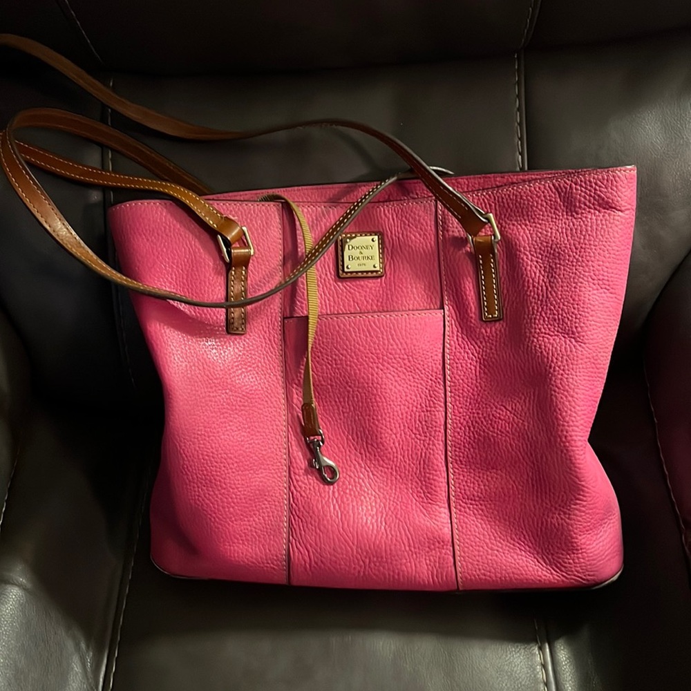 Dooney &. Bourke Purse